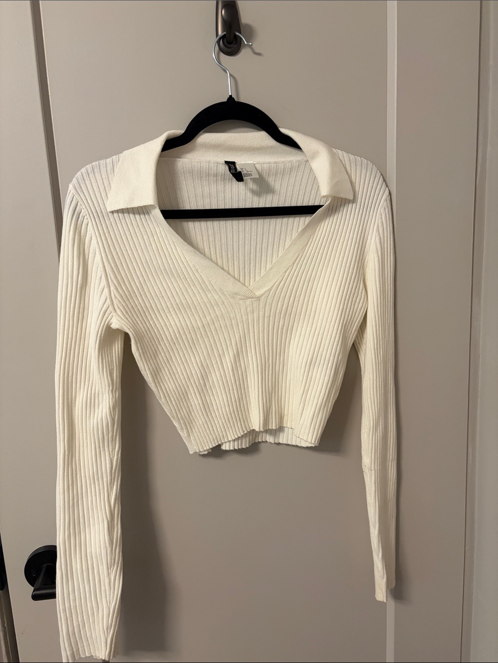 Divided Cream Ribbed V-Neck Collared Long Sleeve Crop Top